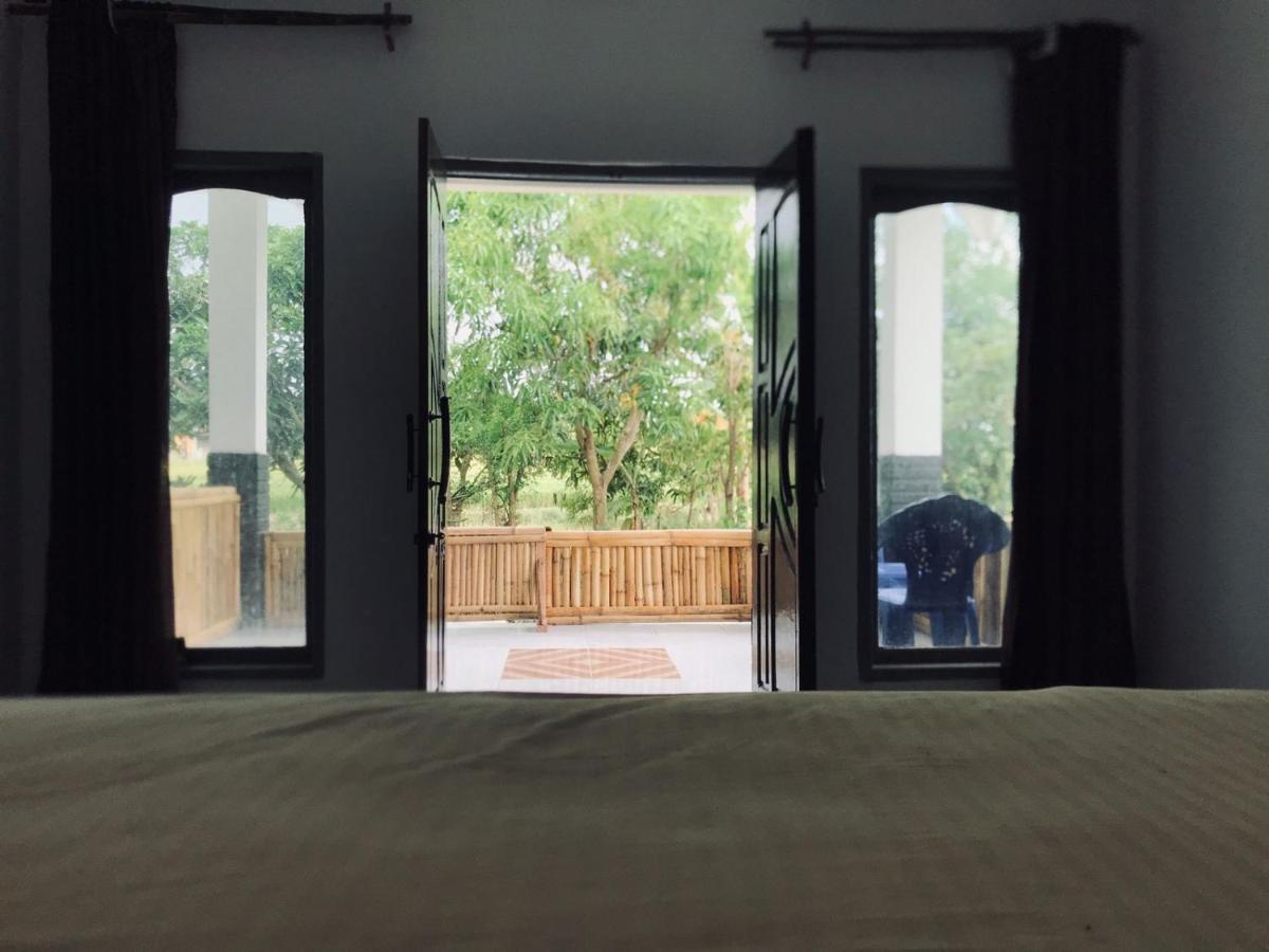 Tiara Homestay Plambi Eksteriør billede